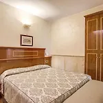 Pantheon Relais 3*